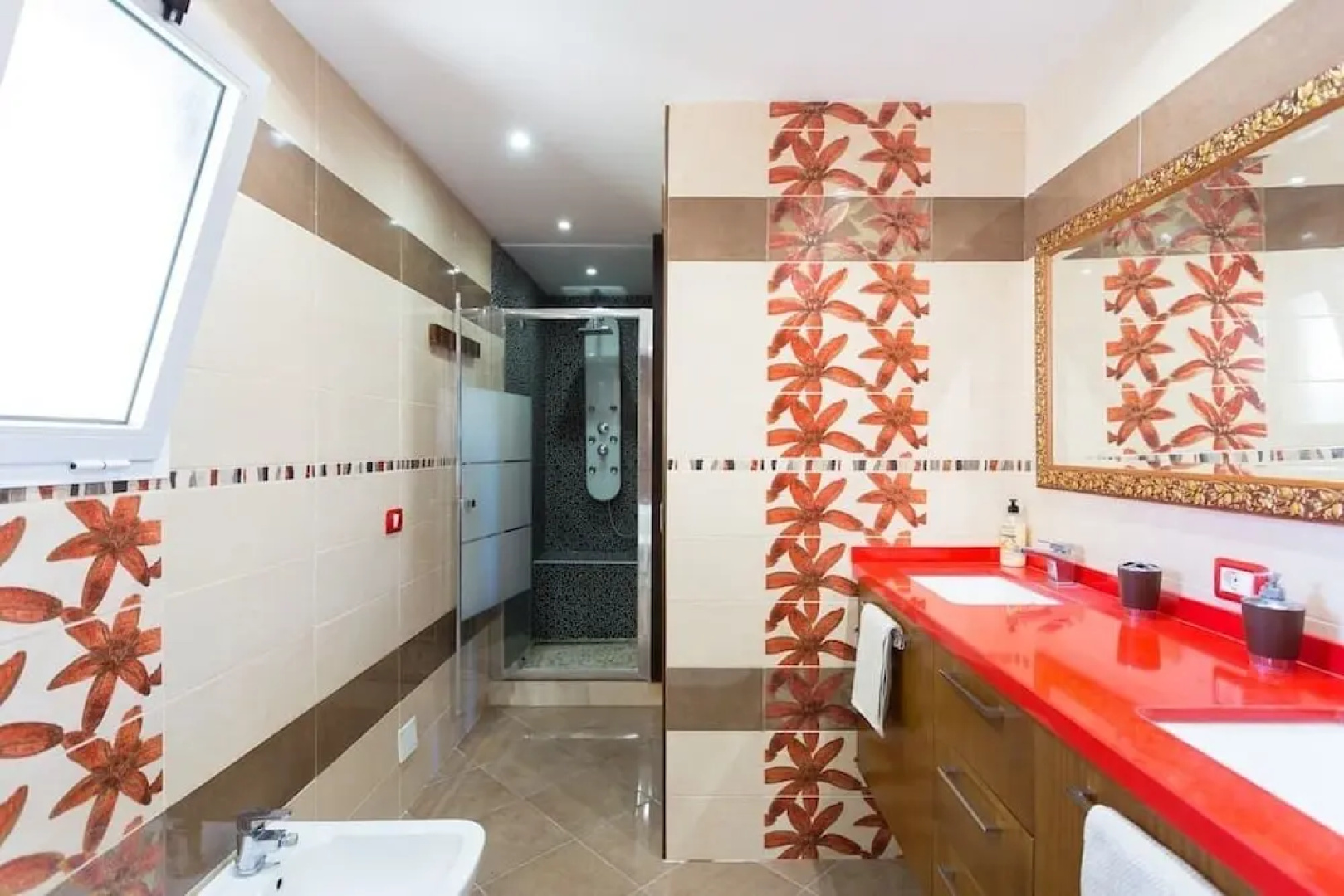 Villa Blanca Complet House
