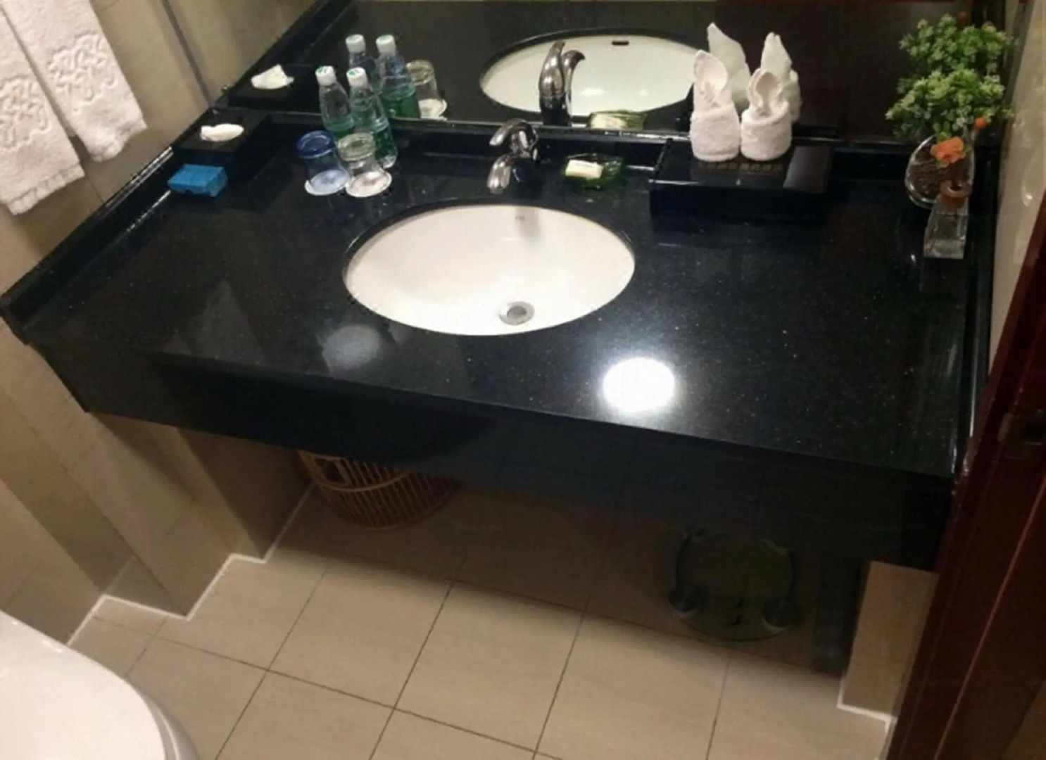 Super House International