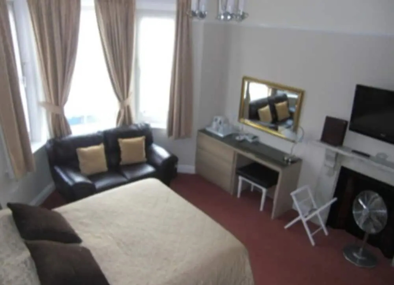 The Moorings - Guest House