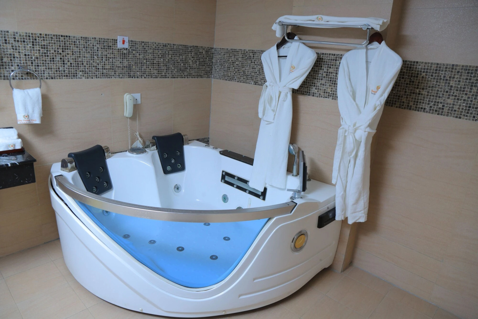 Tiffany Diamond Hotels