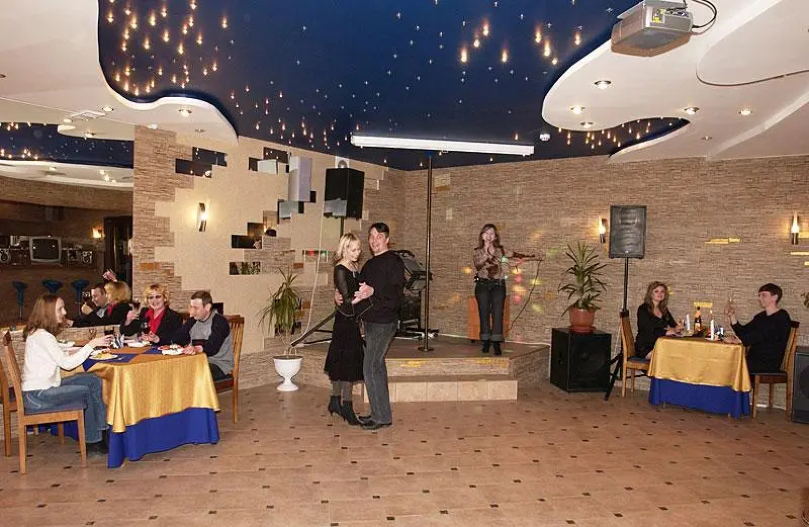 Бегущая по волнам