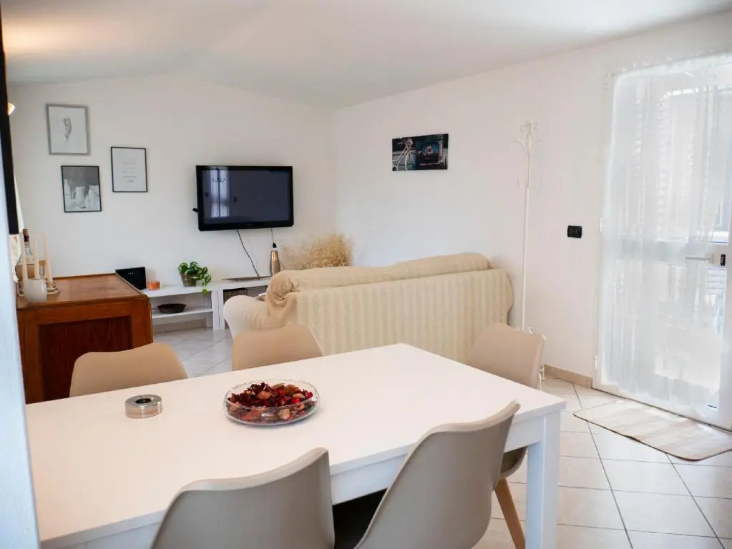 055 - Villa FAVOLA ANTICA, VISTA MARE pace natura 10 minuti dalla SPIAGGIA