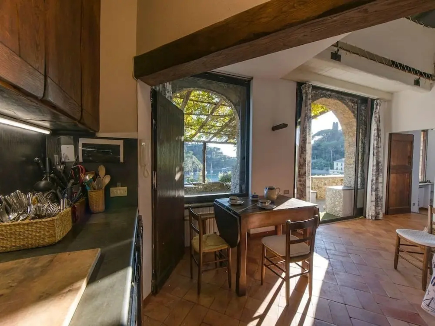 Hintown Unbelievable GuestHouse