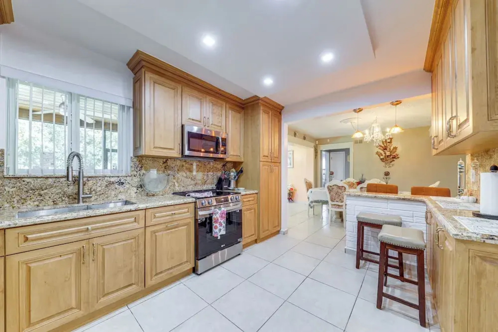 4 Mi to Hard Rock Stadium: Miramar Home w/ Bbq!