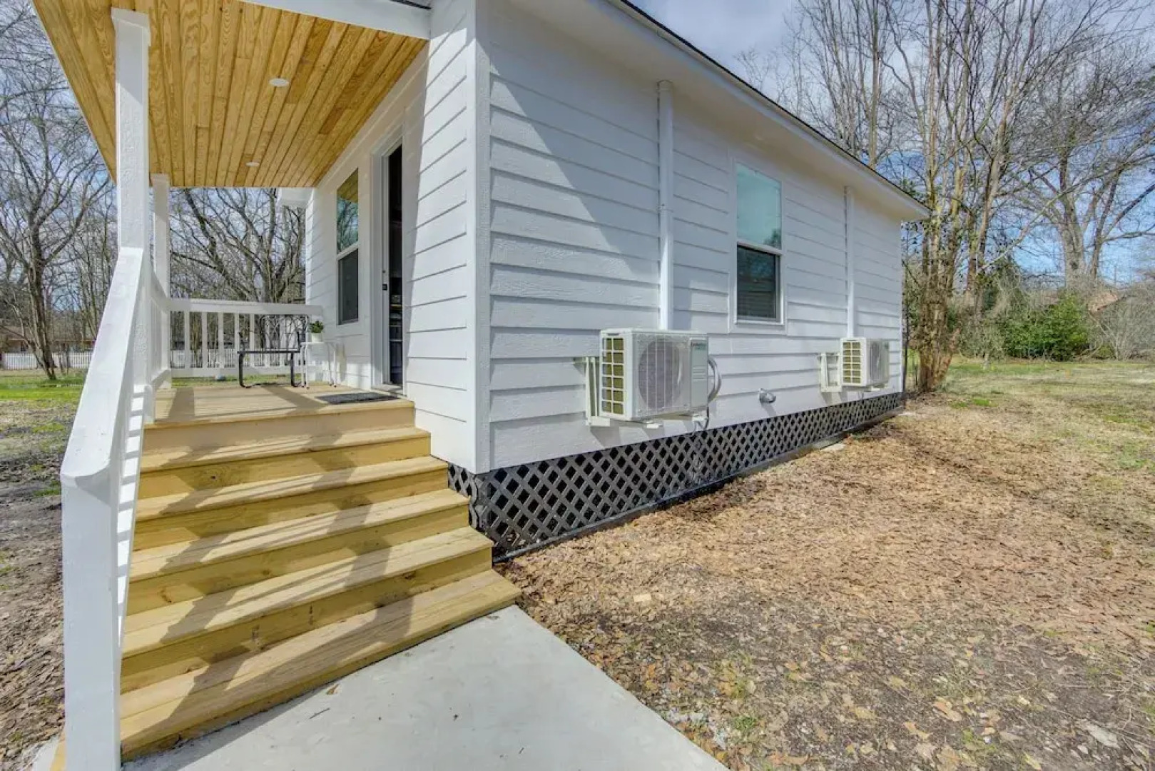 Walk to Museums: Art Deco Cottage in Jefferson