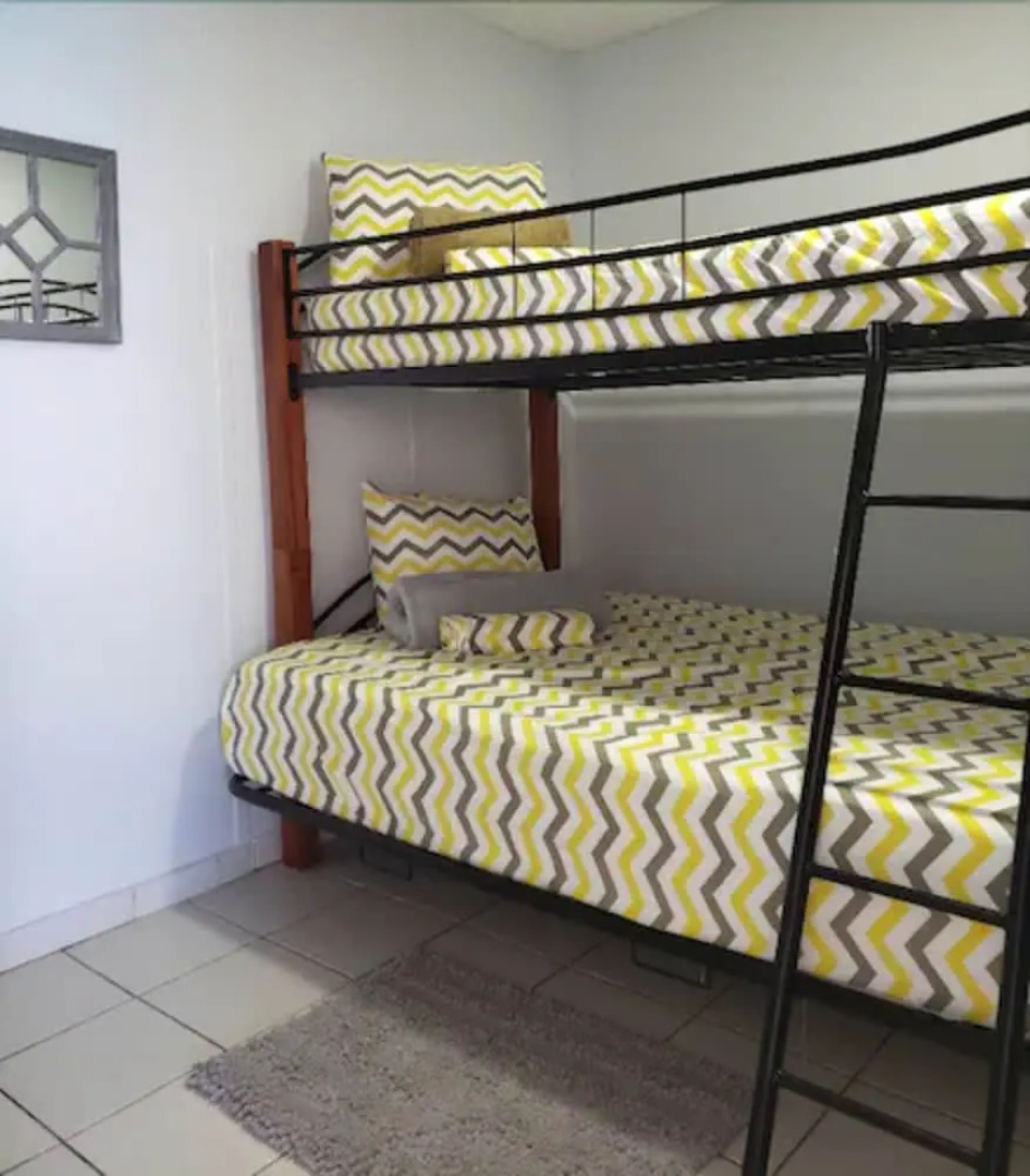 Breezy Beachfront apt. View of Paradise