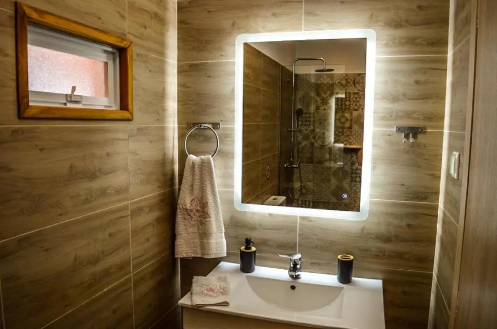 Golden Mile STUDIO-APARTMENT