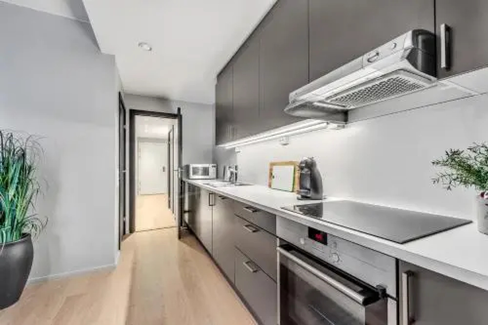 Wright Apartments - Barcode