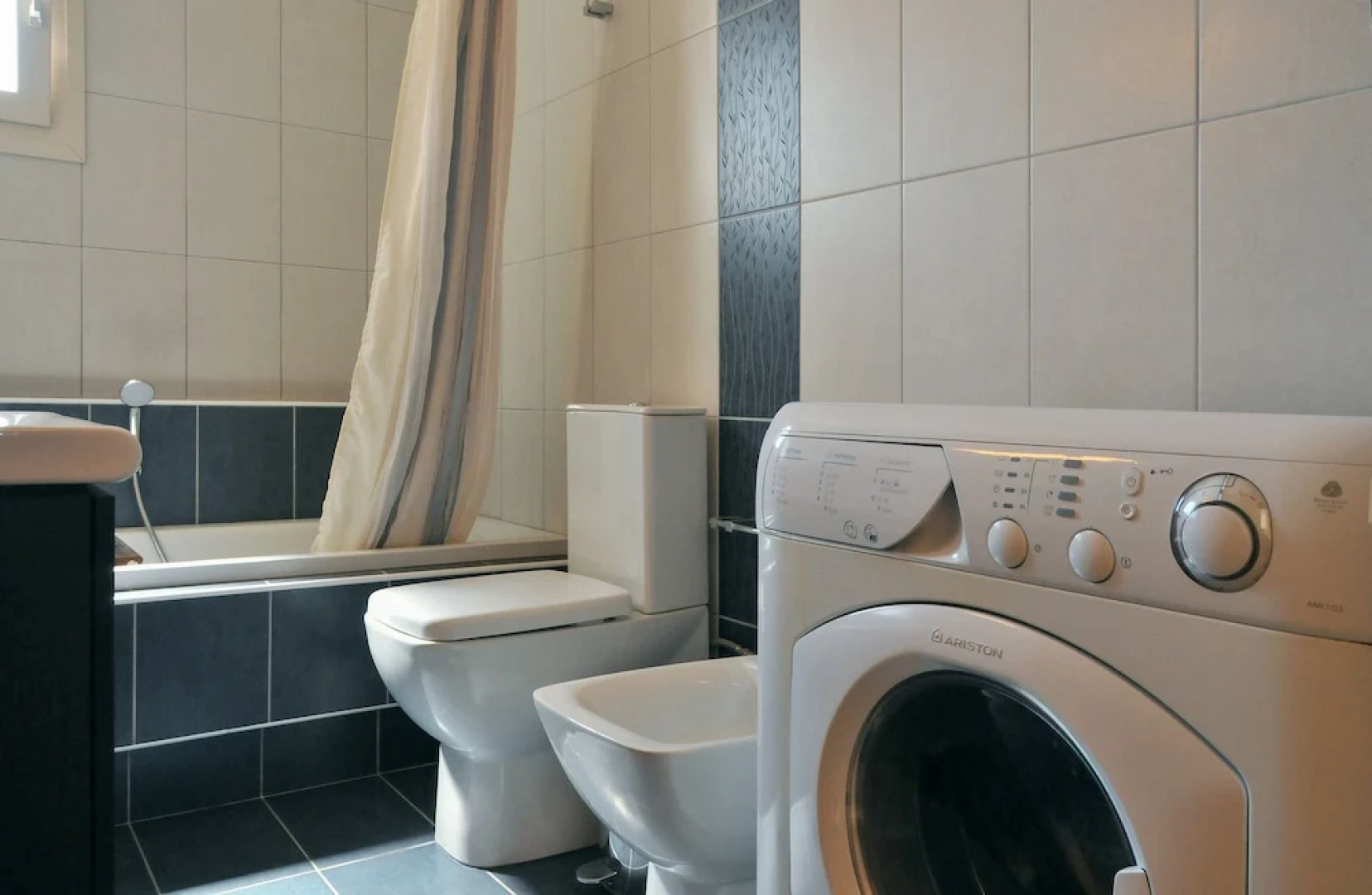 Balconies on Sea - The Garden Apartment