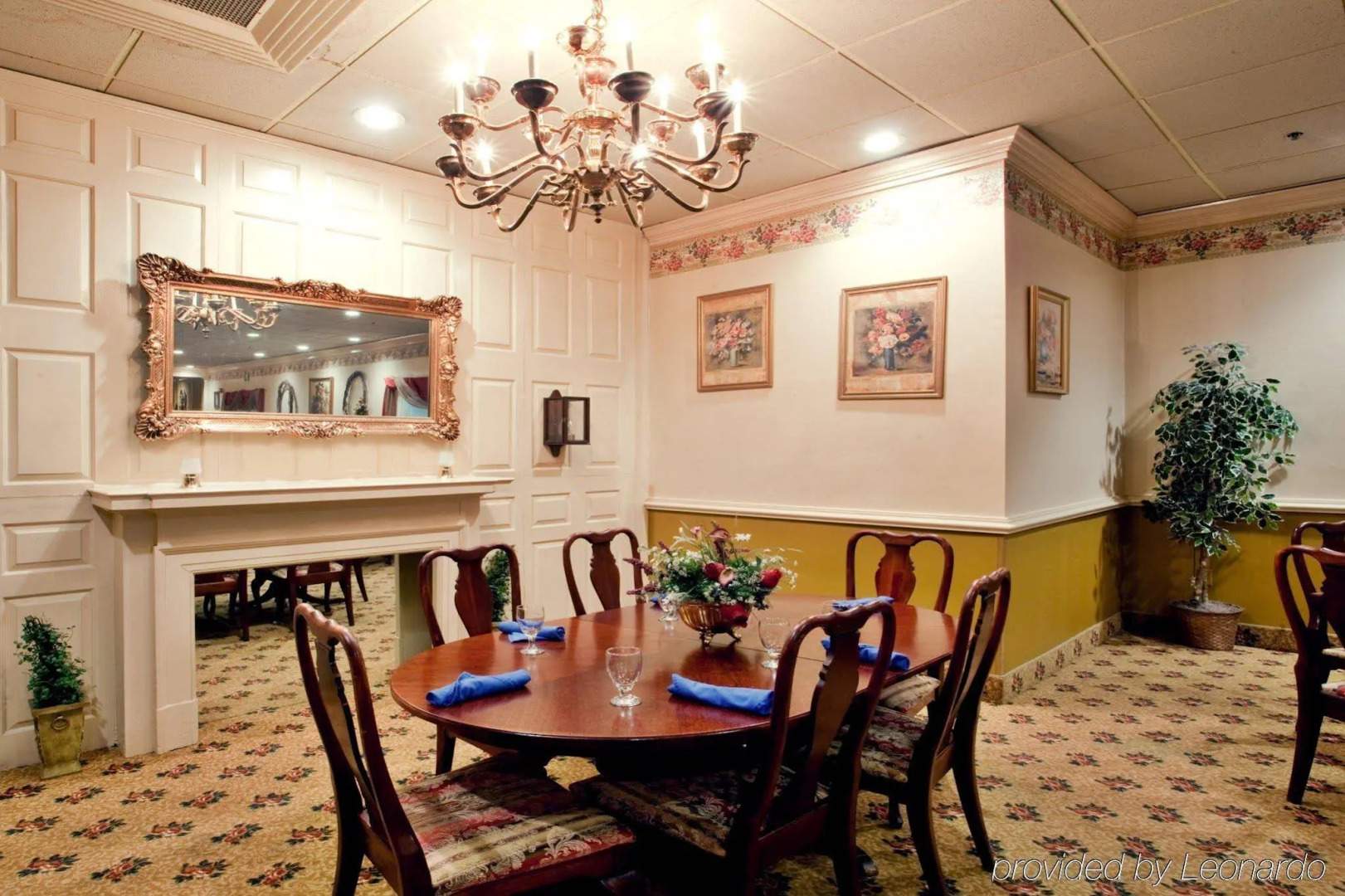 Days Hotel by Wyndham Williamsburg I-64