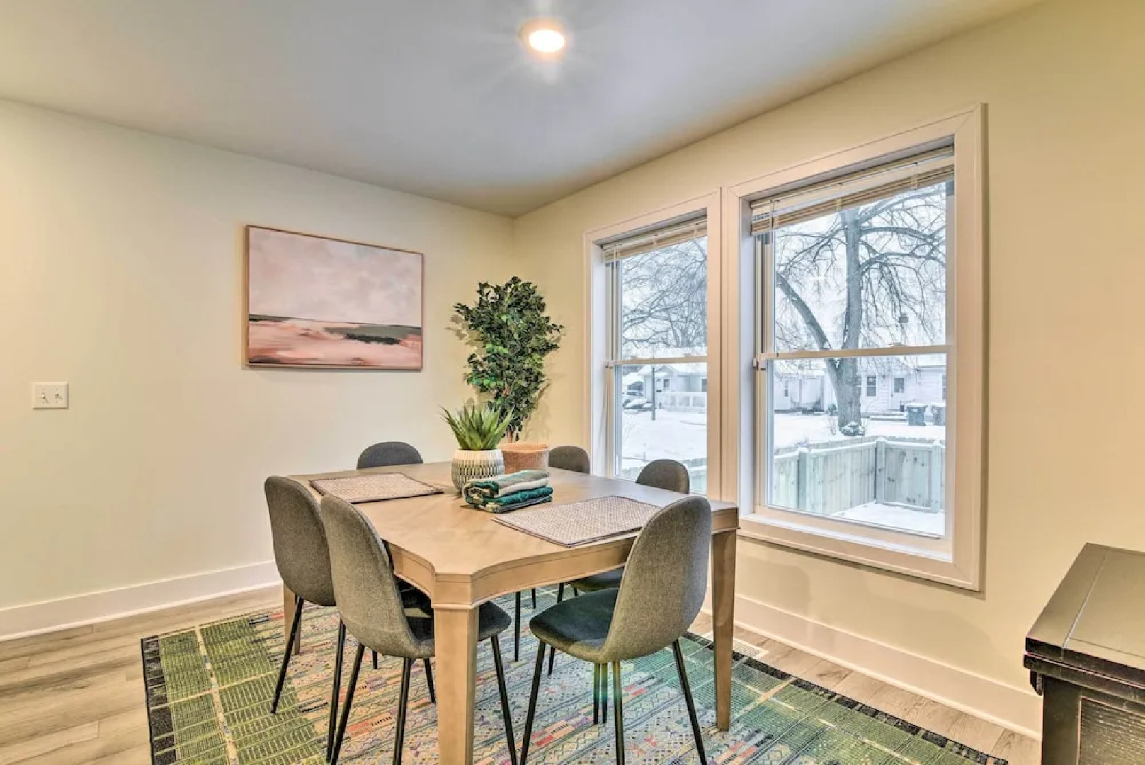 Stylish Retreat w/ Yard < 5 Mi to MSU Campus