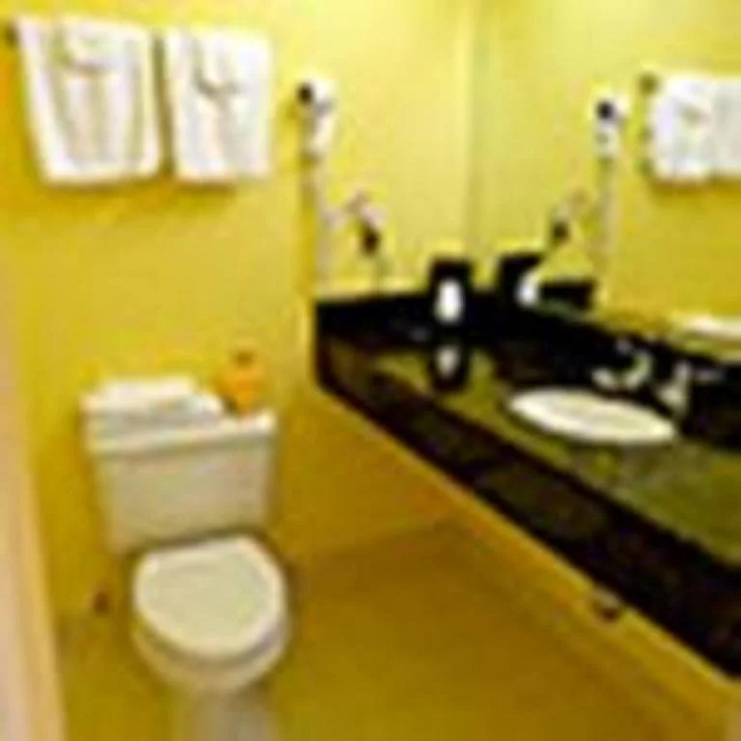 Whispering Pines by Hotel O Whitestone VA