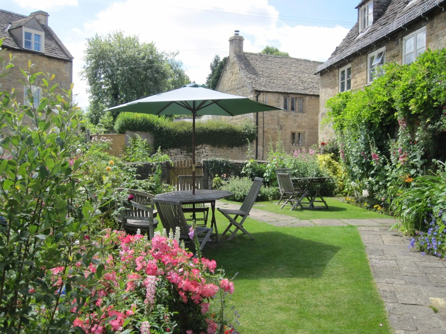 The Guiting Guest House