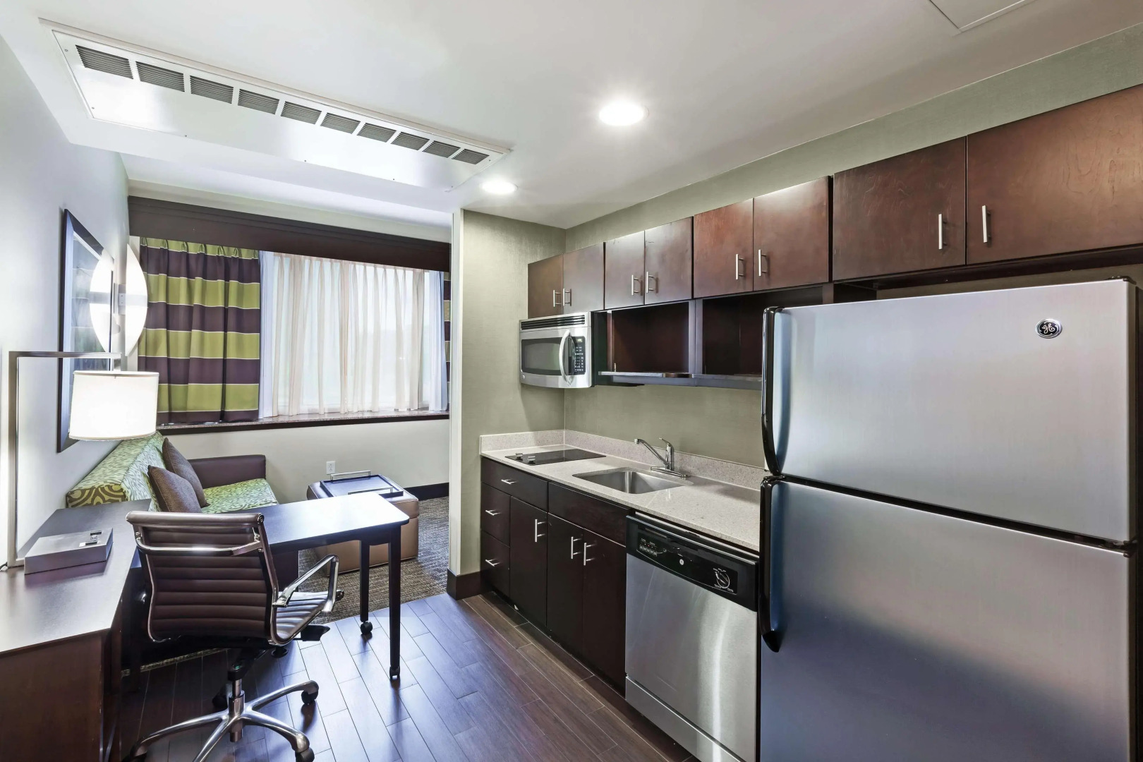 Homewood Suites by Hilton Dallas Downtown, TX