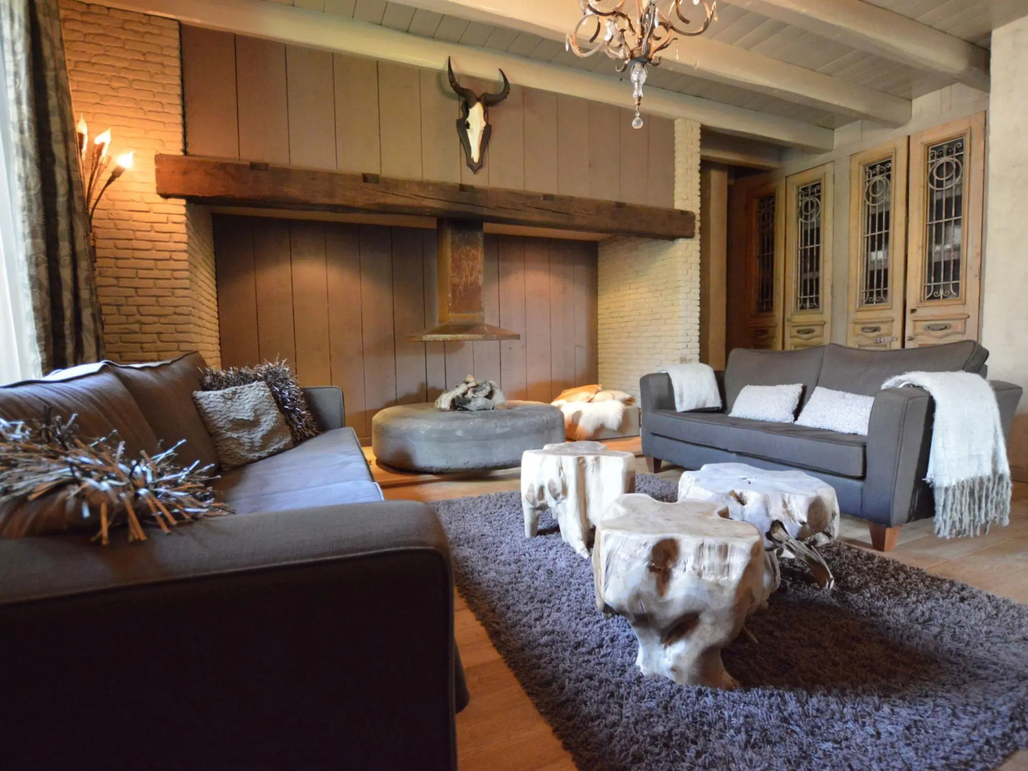 Quaint Holiday Home in Alphen-chaam With Jacuzzi