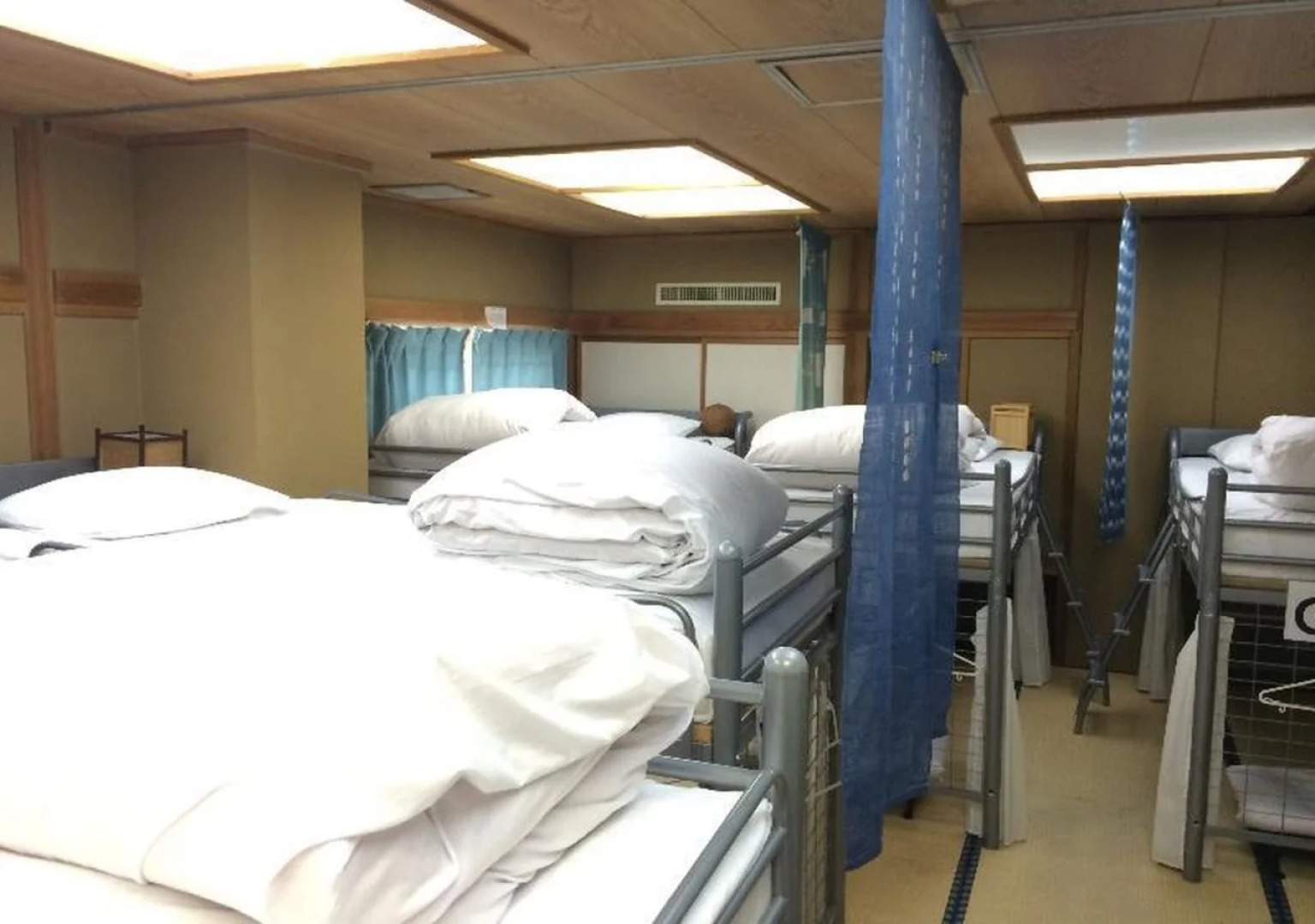 Kawaguchiko Station Inn