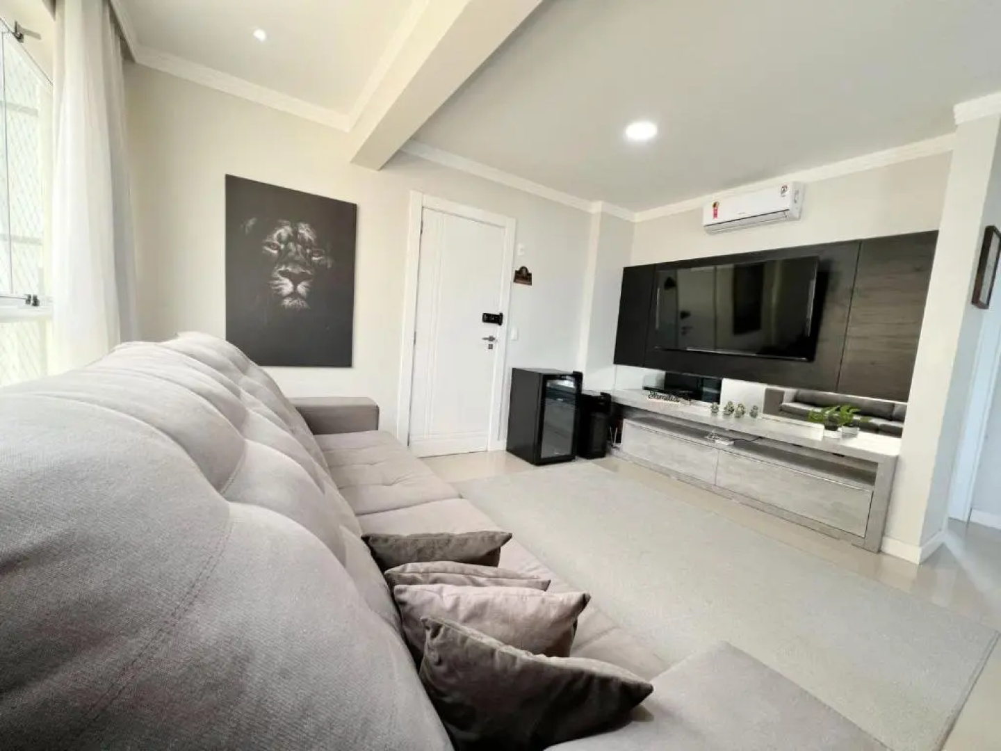 Excelente apartamento 2 suítes em Porto Belo