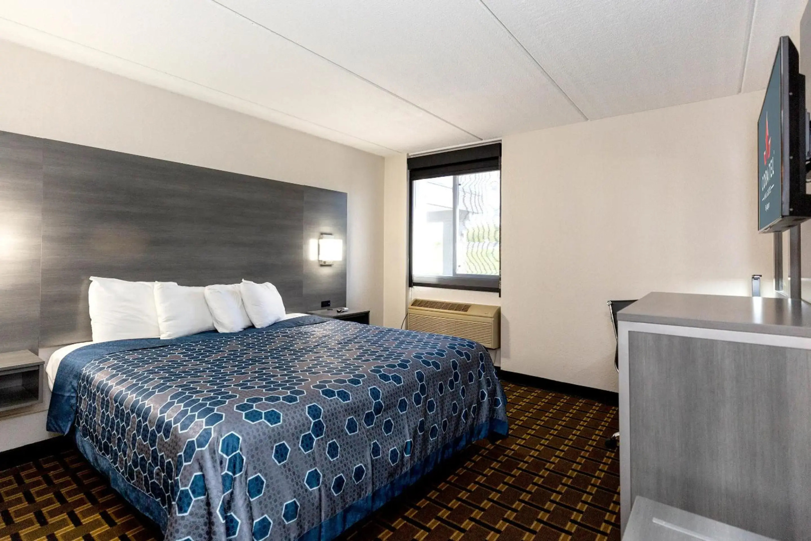 Coratel Inn & Suites Mankato