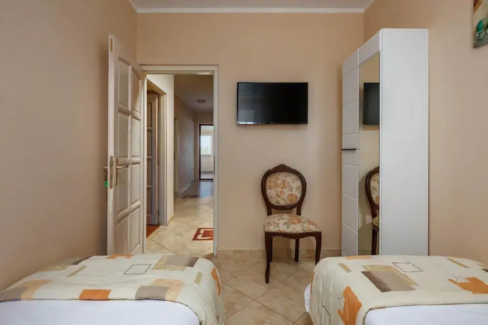 Pool Villa Divina in i an