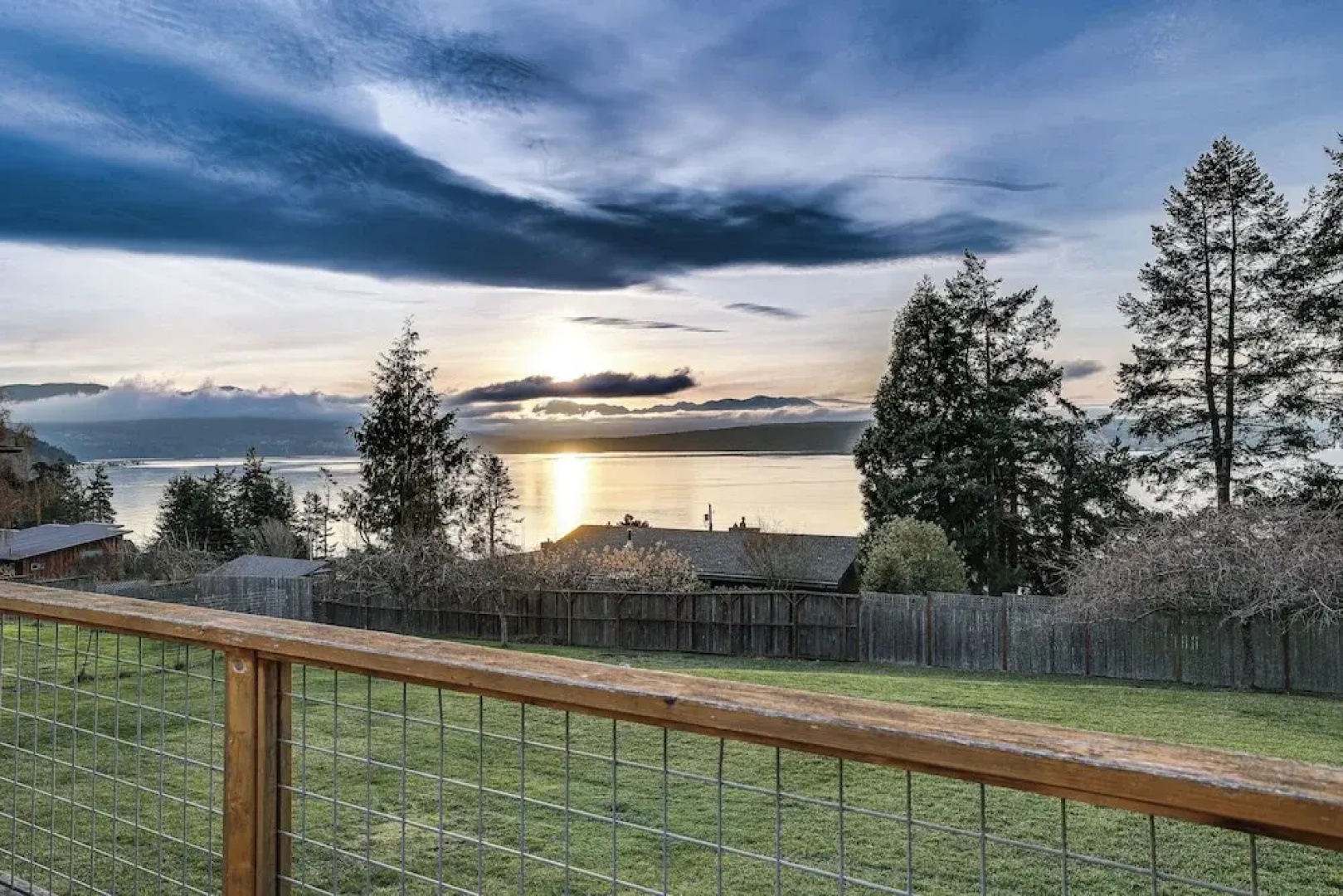 Port Townsend Escape w/ Deck, Bay & Mountain Views