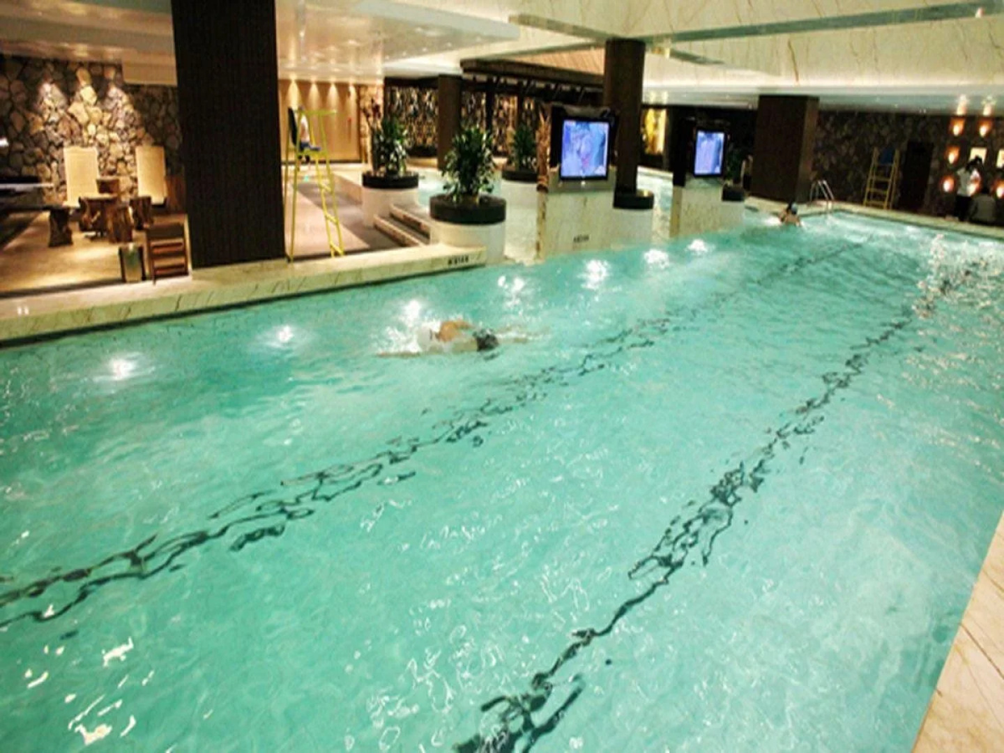 Top Elites City Resort Spa Hotel
