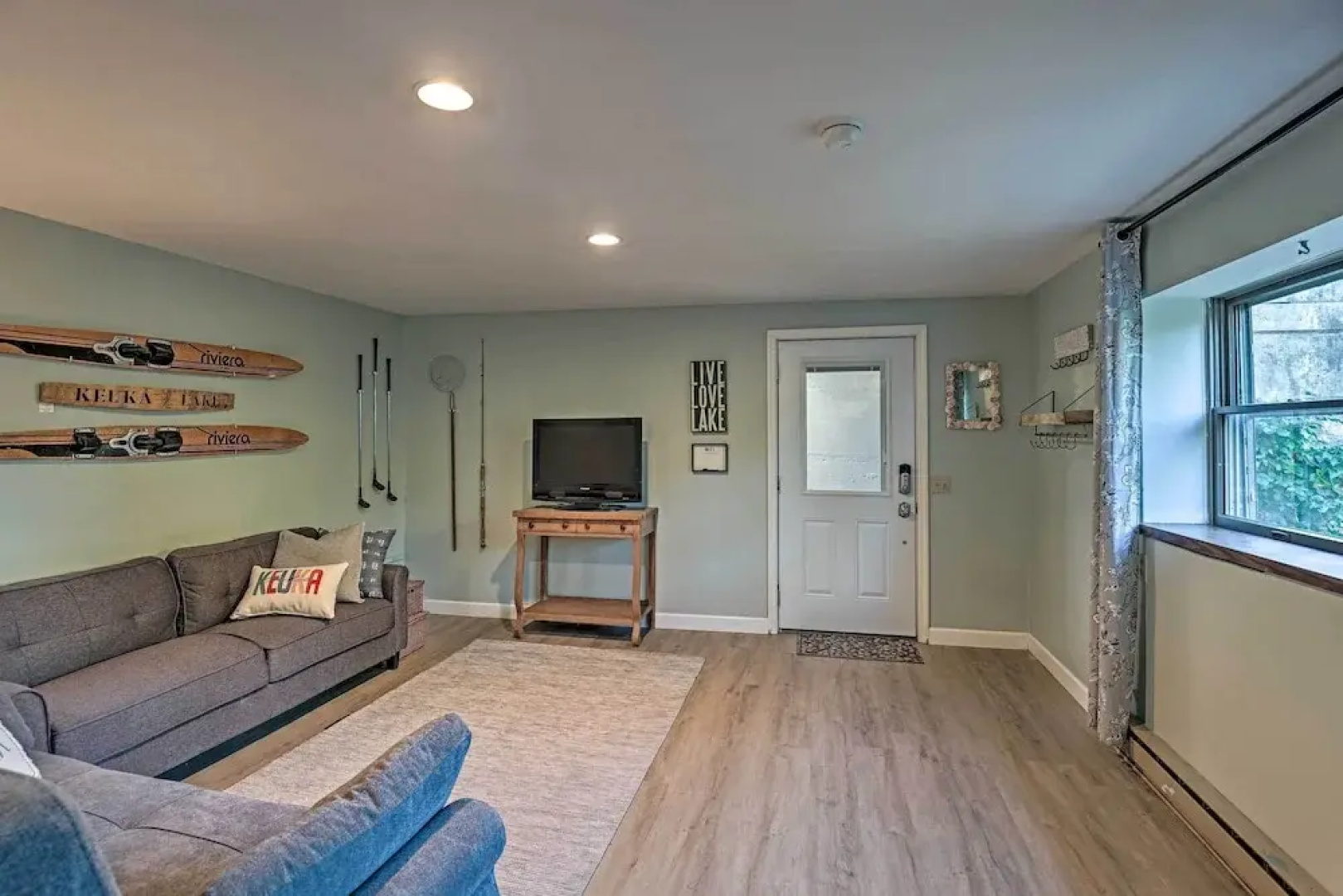 Newly Renovated Penn Yan Apartment < 1 Mi to Lake!