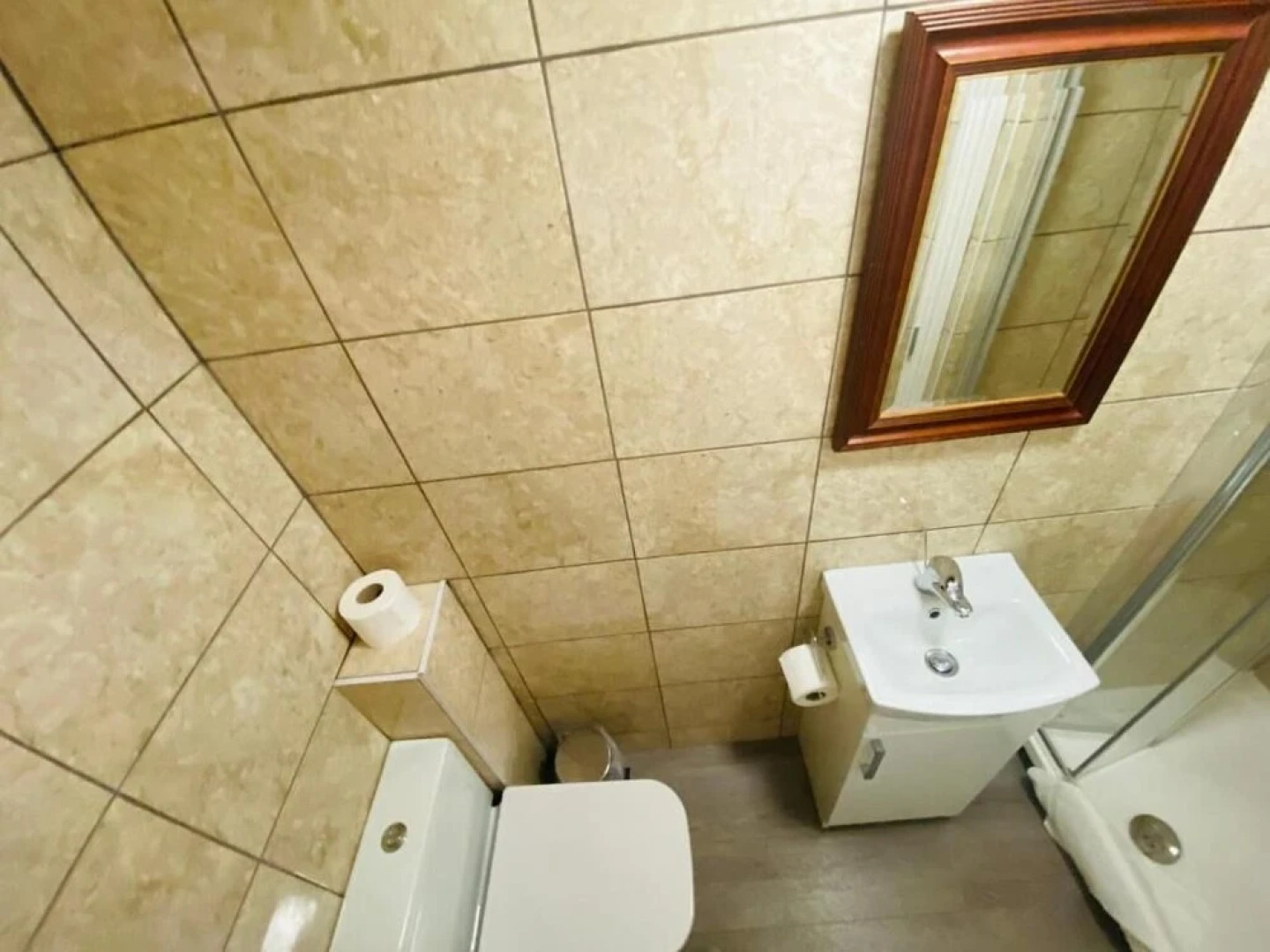 OYO Lonsdale Guest House