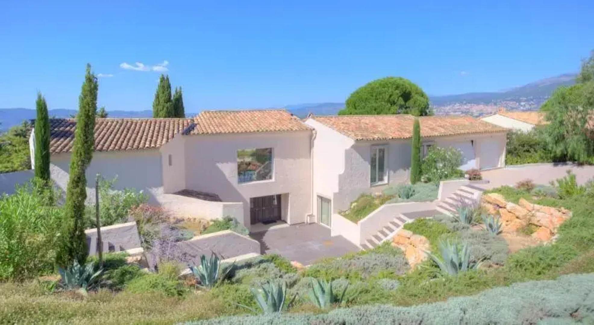 Villa Biyoki