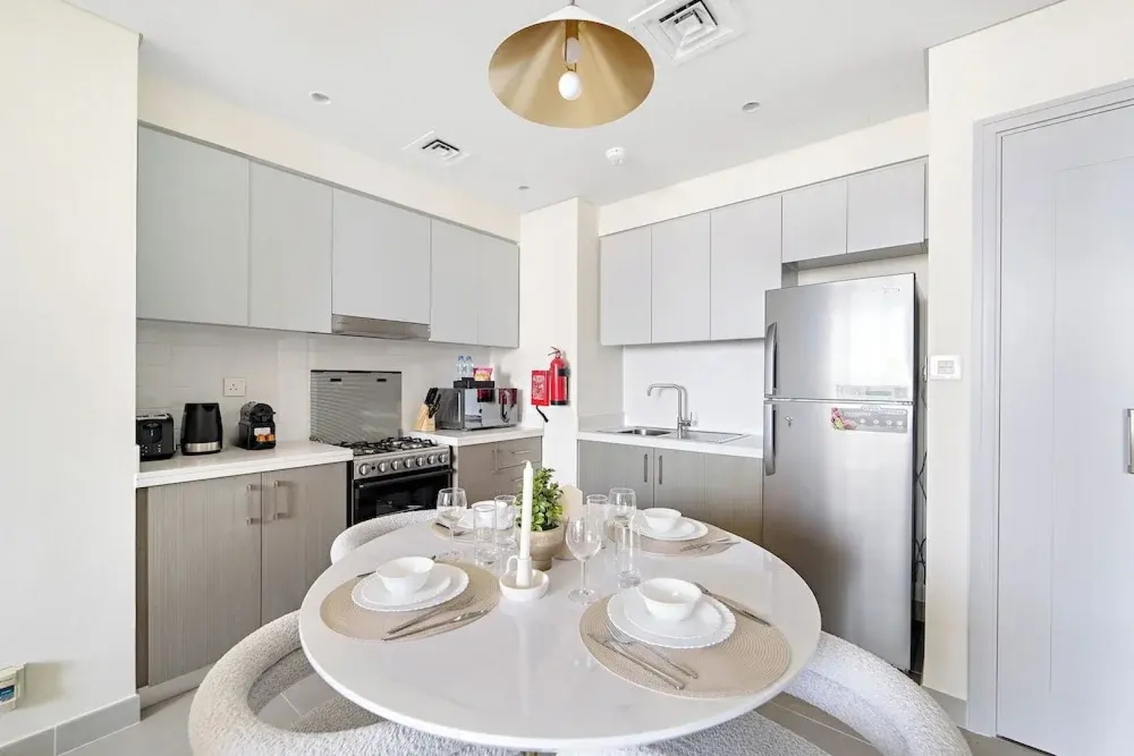 1BR 3802 Forte Tower 2