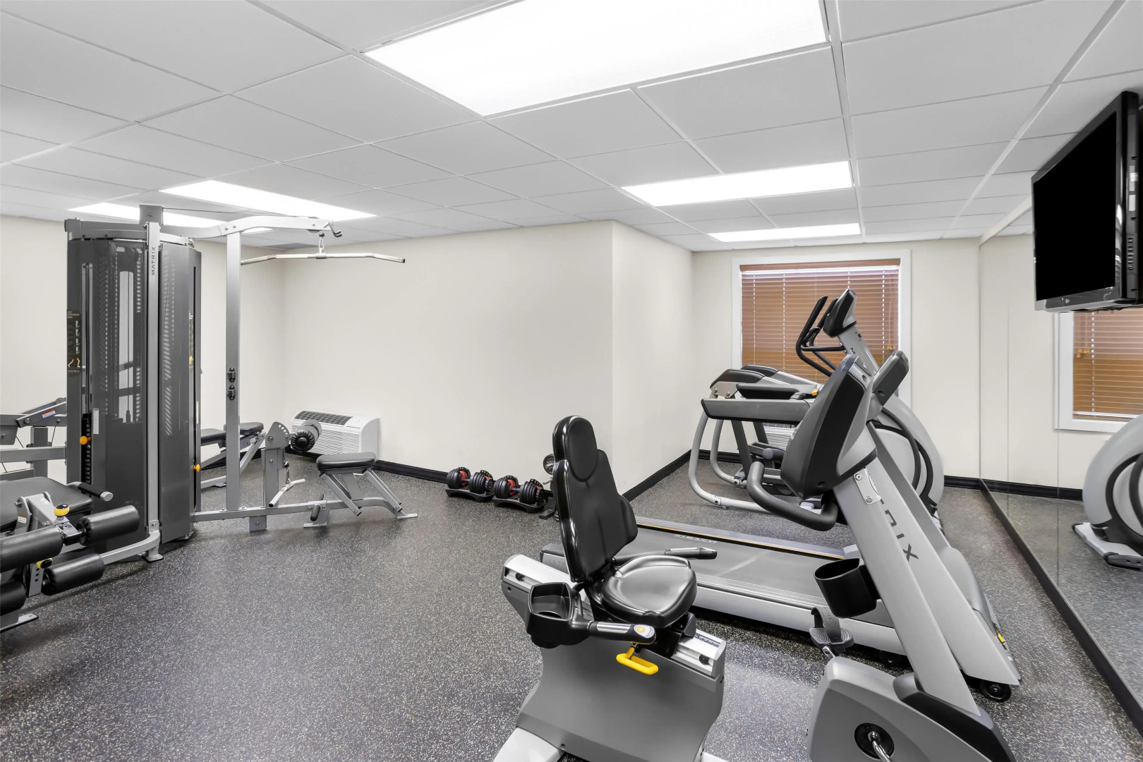 Best Western Thompson Hotel & Suites