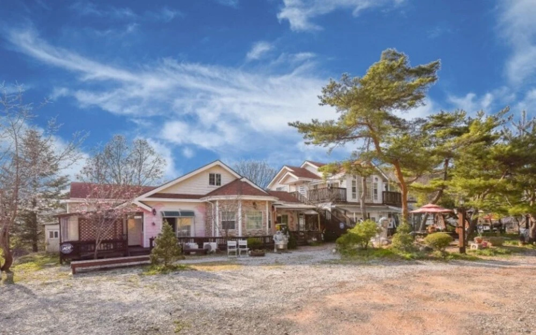 Yangpyeong Cezanne Gallery Pension