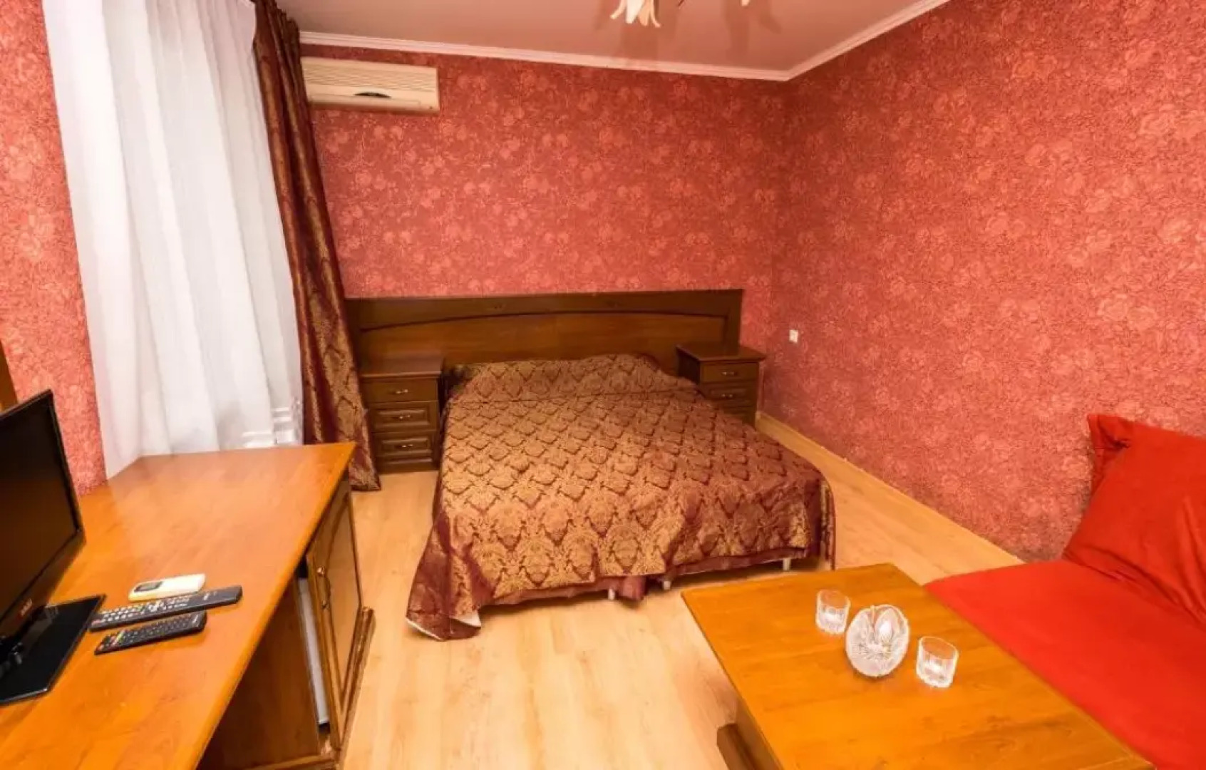 Отель Алые паруса