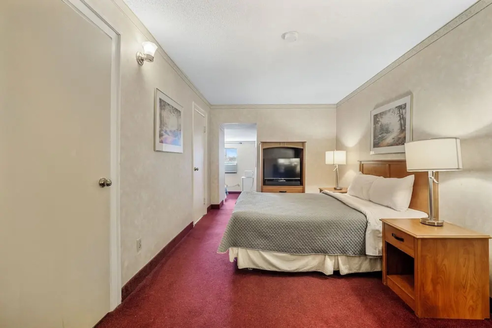 Royal Inn and Suites at Guelph