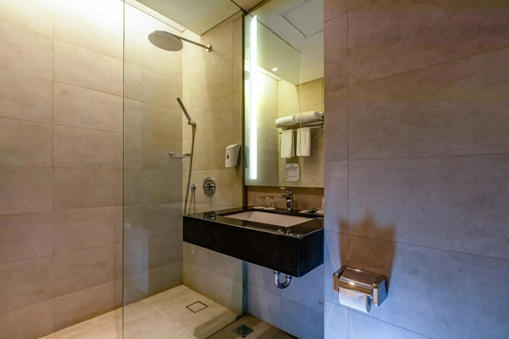 Hotel AYOLA Lippo Cikarang