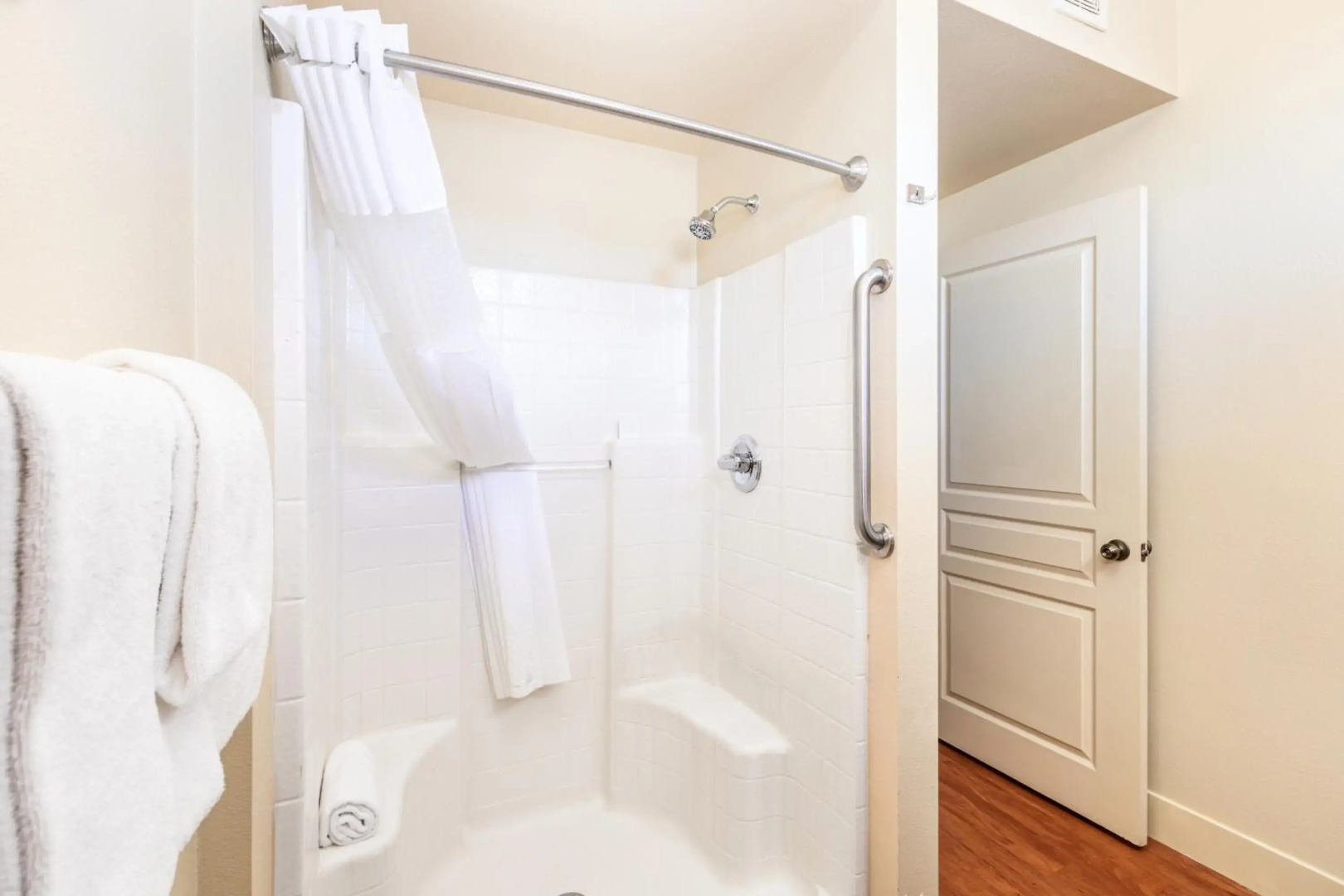 The Cliffs at Peace Canyon