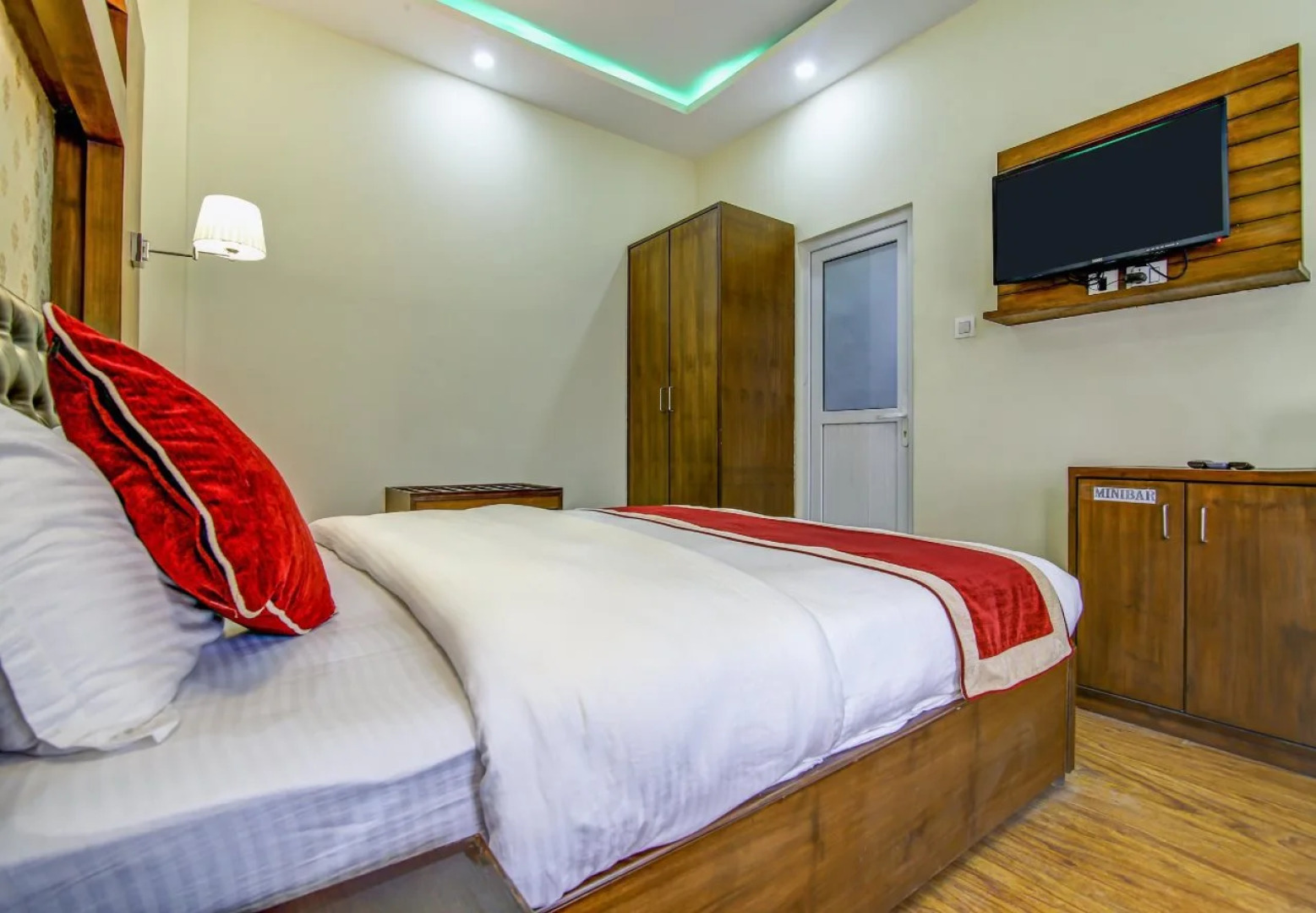 Amrapali Cottage By OYO Rooms