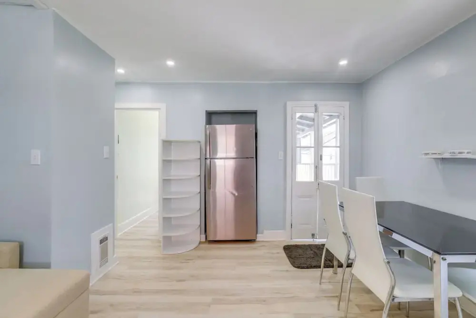 2 Blocks to Beach: Sunny Ocean Grove Apartment