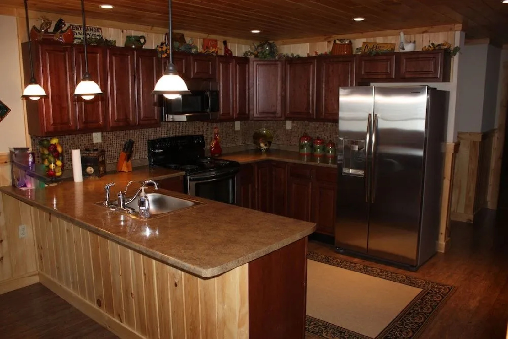 Lake Parlin Lodge & Cabins