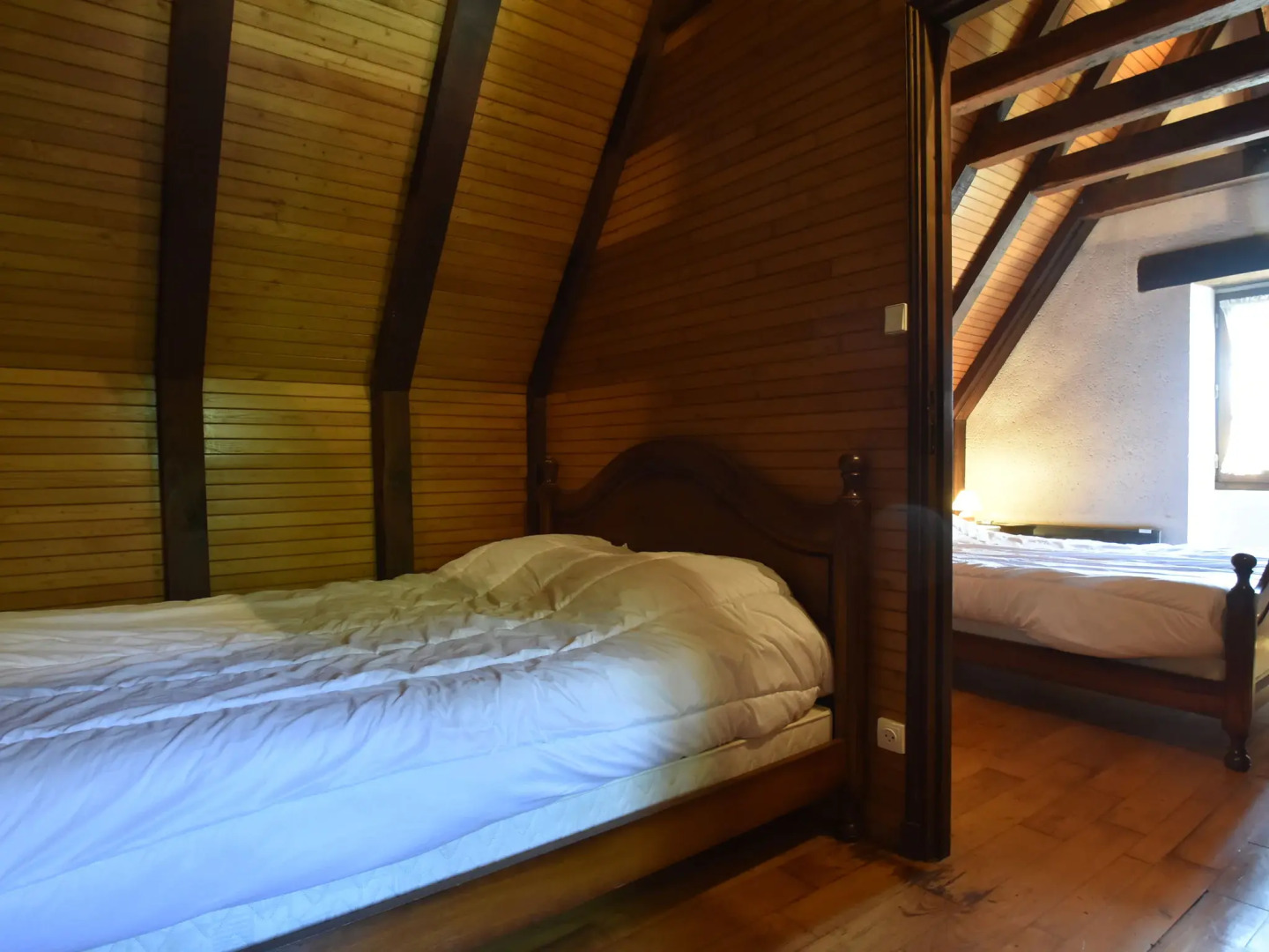 Lovely Périgord Holiday Home in Private Forest in Stunning Surroundings of Besse