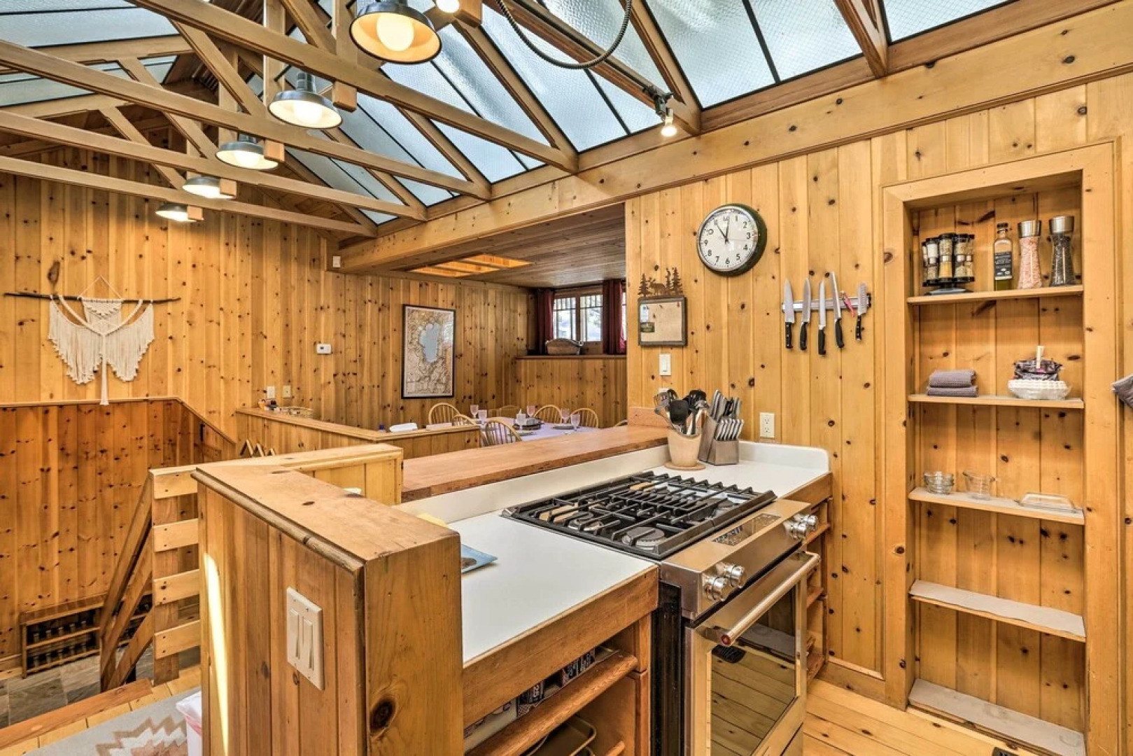 < 1 Mi to Heavenly Lifts: Tahoe Area Townhome!