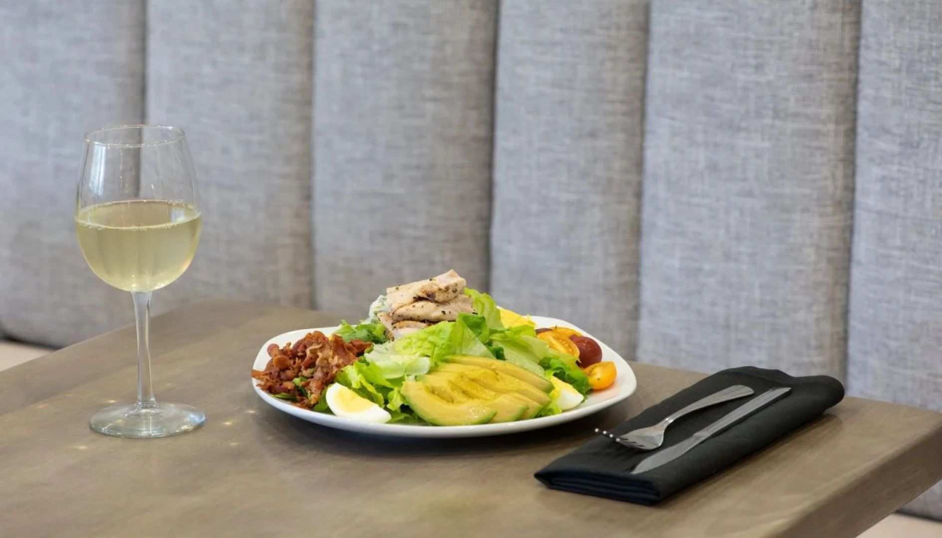 Delta Hotels by Marriott Detroit Novi