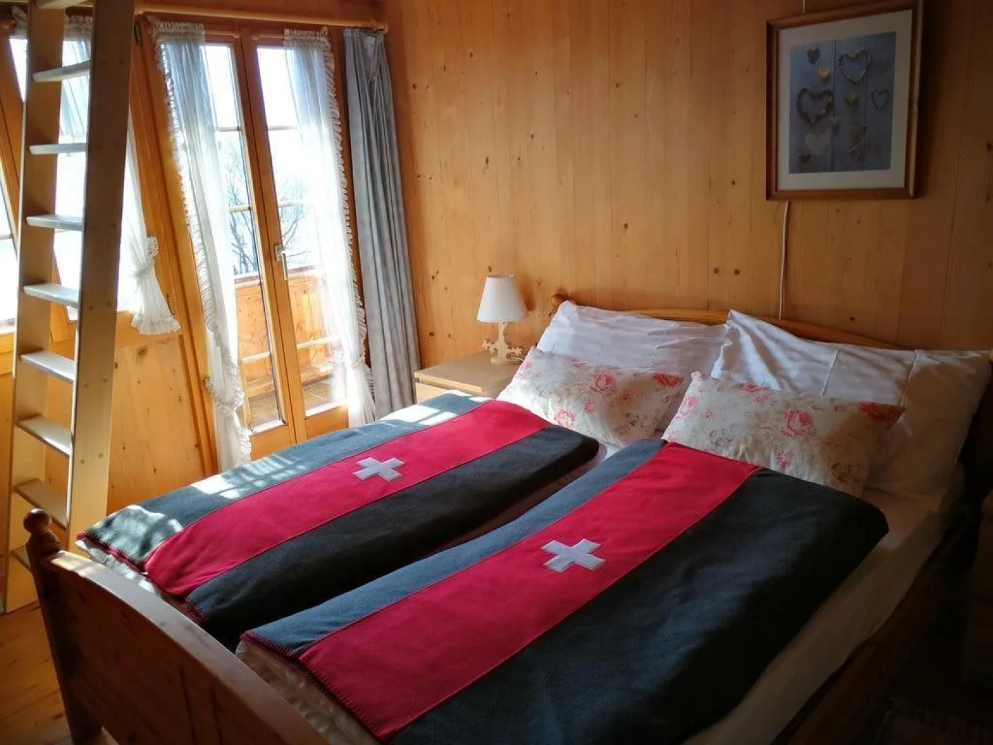 SwissHut Bed&Breakfast