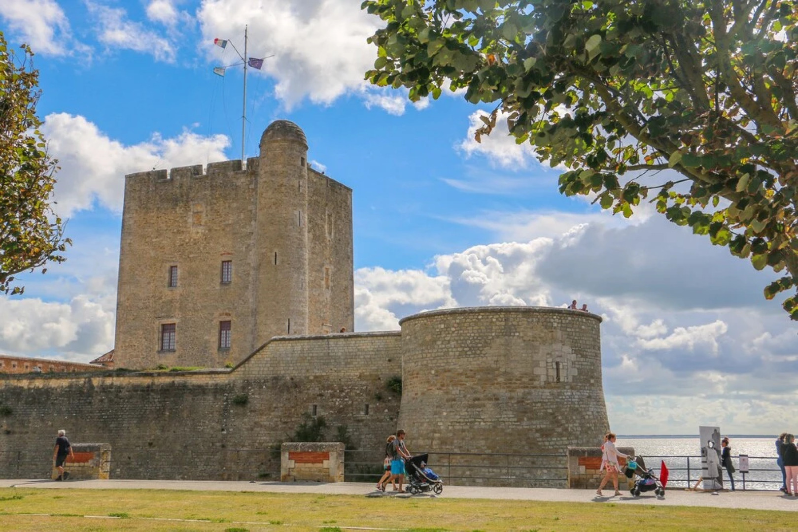 Yann locations meublées