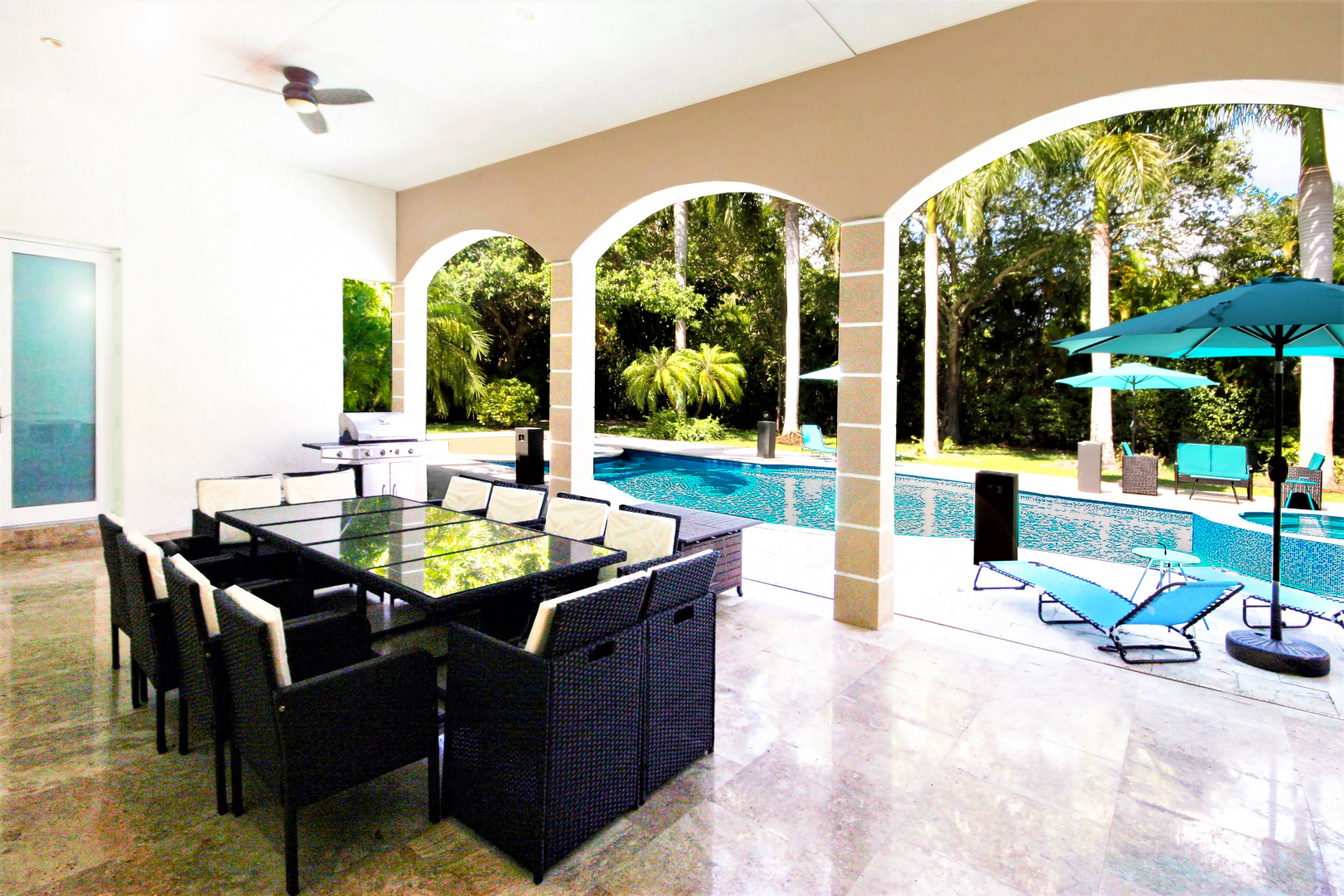 Bel Air Luxury Mansion