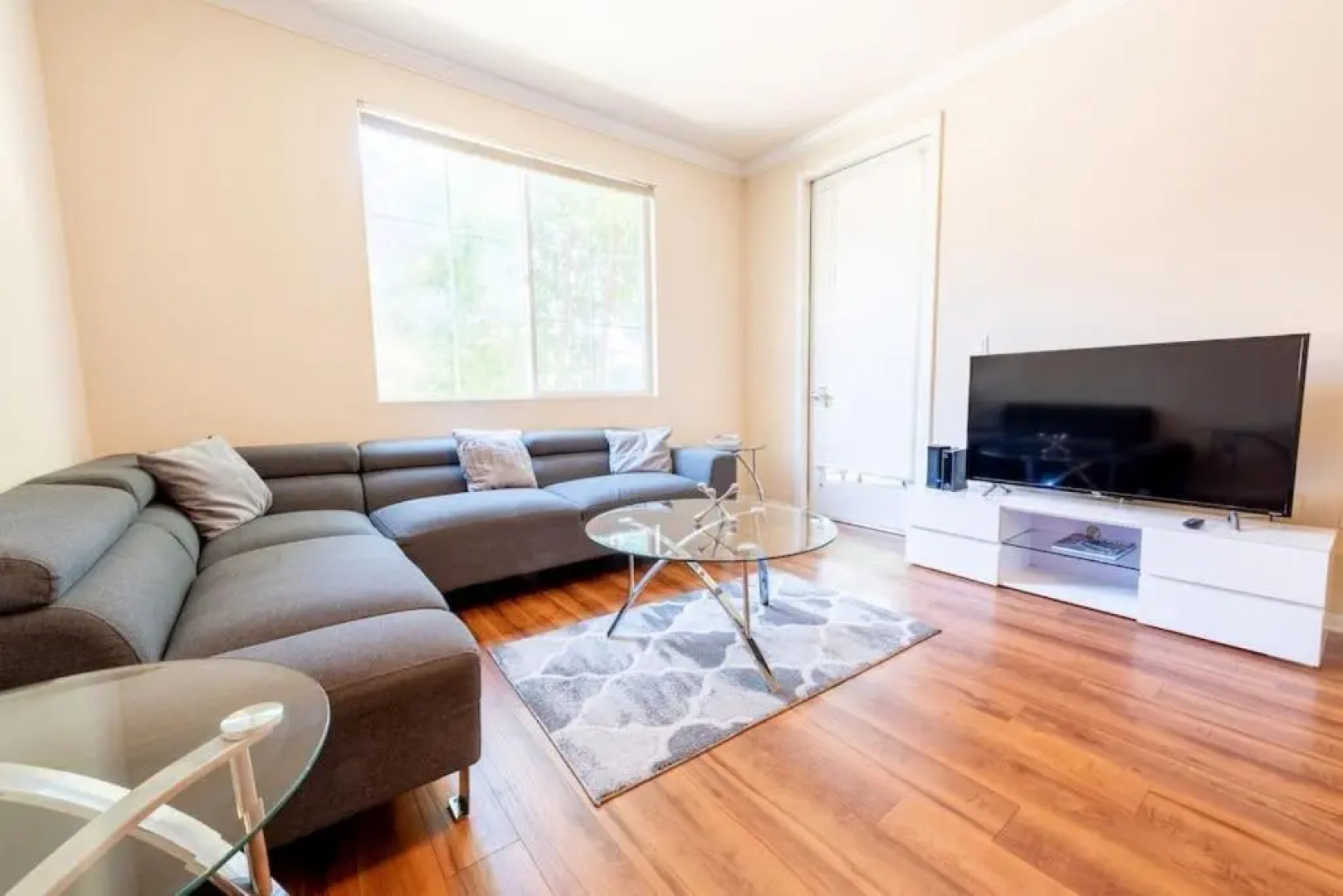 Hidden Gem in Marina Del Rey 2BR 2BA - Sleeps 5