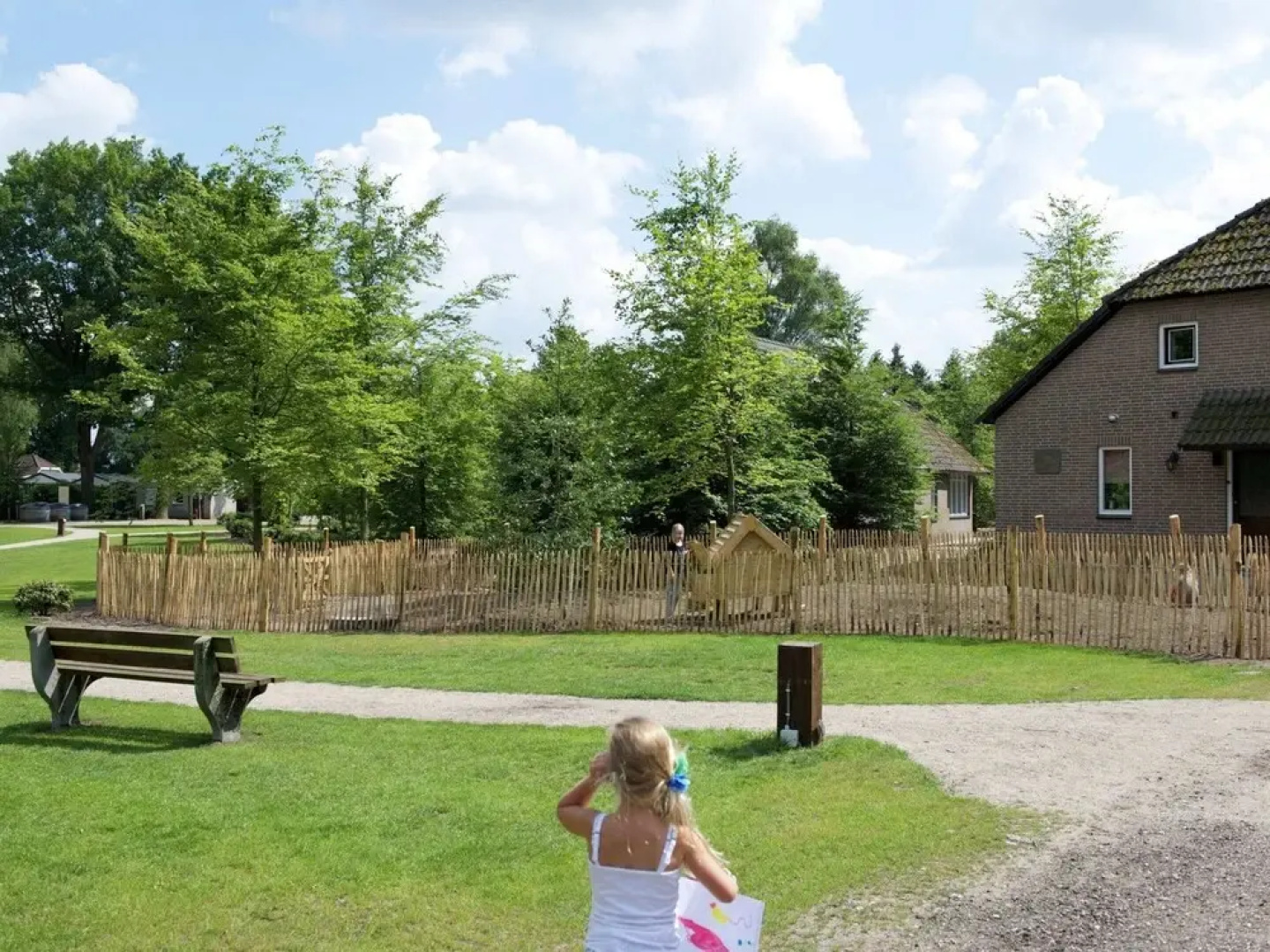 Holiday Home With a Terrace at Bedafse Bergen