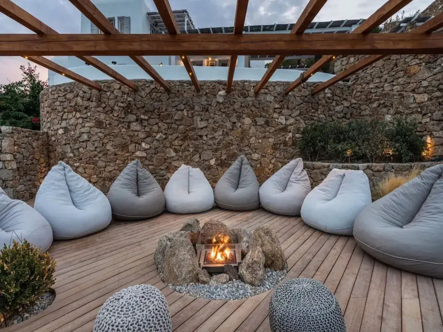 Stunning Villa Surrounded by Lush Greenery