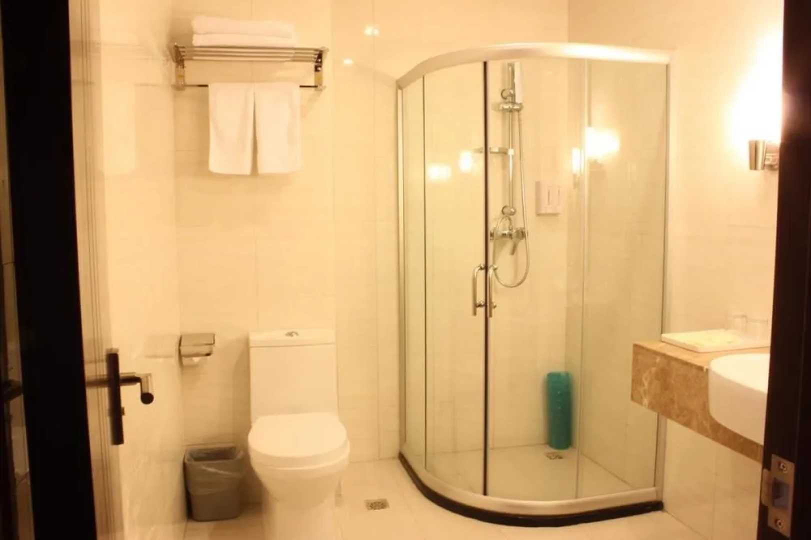Xiamen Kellywood Hotel