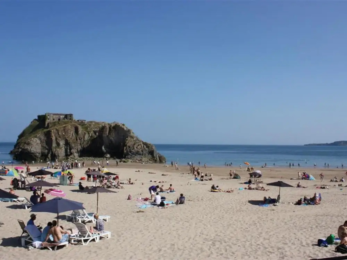 Homely Holiday Home in Saundersfoot With Garden