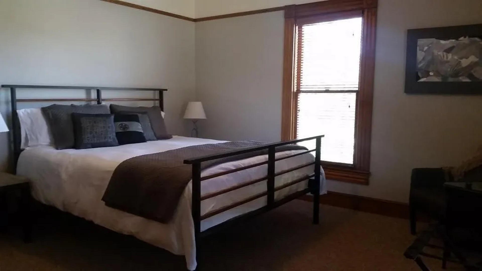 Pelton Vacation Rental